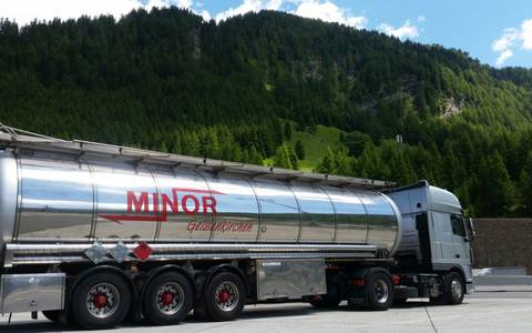 Spedition Minor Fachspedition für Flüssigtransporte Chemietransporte Biertransporte